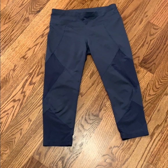 Athleta Pants - Athleta workout leggings
